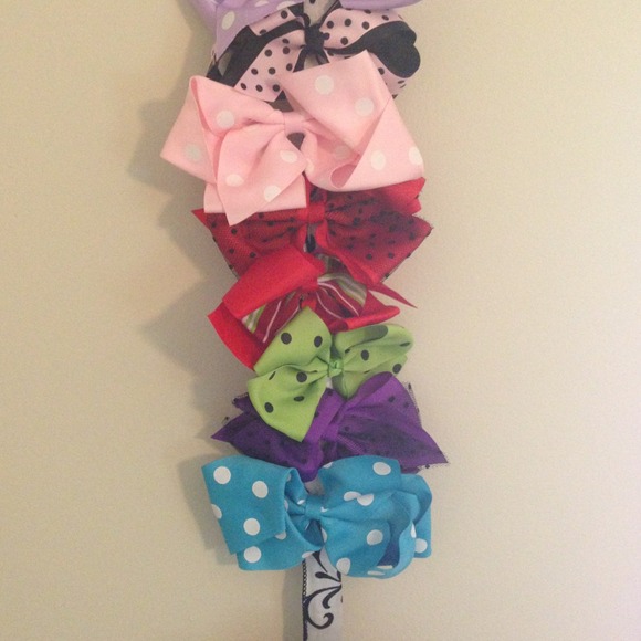 🎀🎀HANDMADE BOWS🎀🎀 - Picture 3 of 3