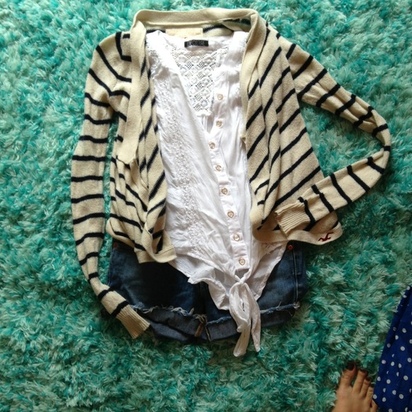 Hollister Sweater