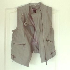 Leather moto vest!