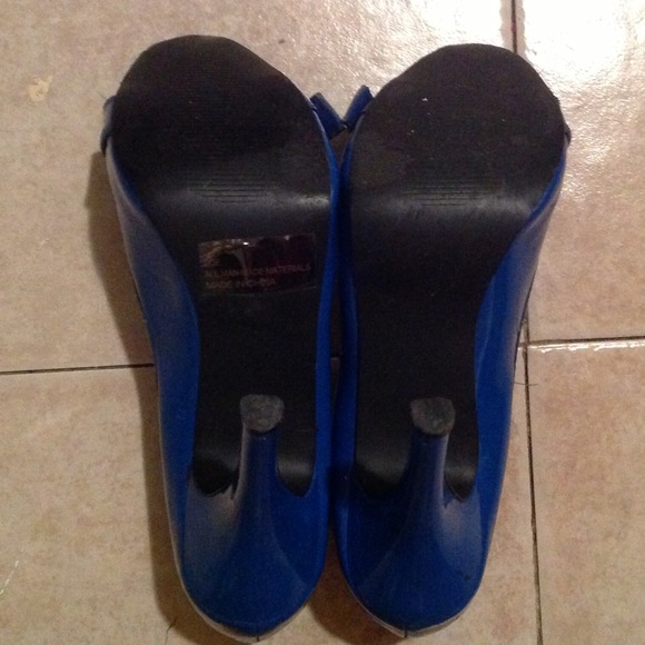 Charlotte Russe Bright Blue Open-Toe Stilletos Sz7 - Picture 4 of 4