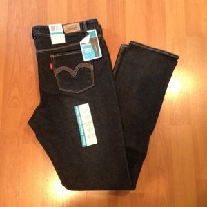 Levi stretch skinny jeans