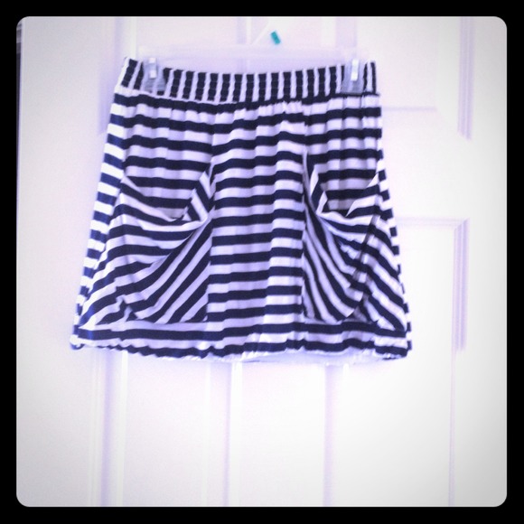 maurices Dresses & Skirts - Bubble skirt