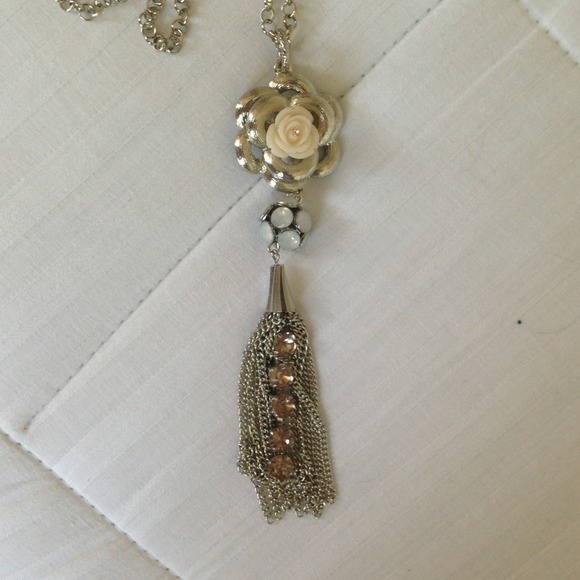 New York & Company Necklace