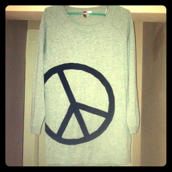 Comfy peace sign over sized sweater!