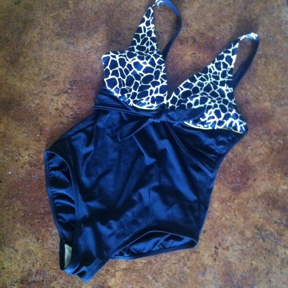 Black white and yellow accent one piece swimwear