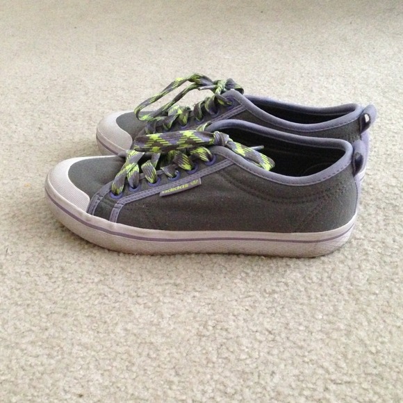 Adidas shoes with neon laces! - Picture 2 of 3