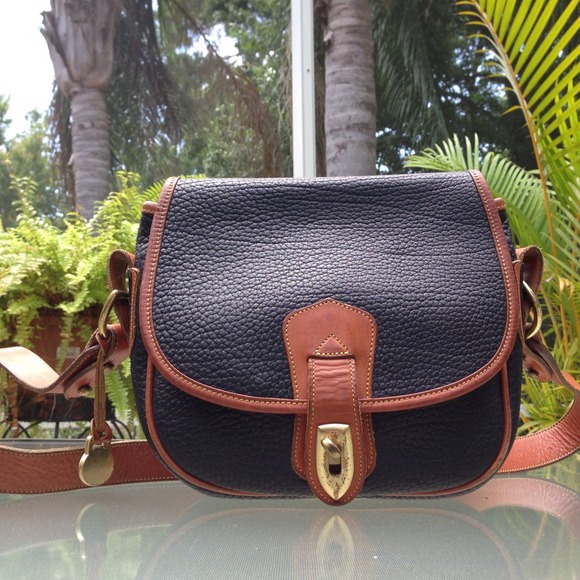 Authentic Vintage Dooney & Bourke CROSSBODY bag