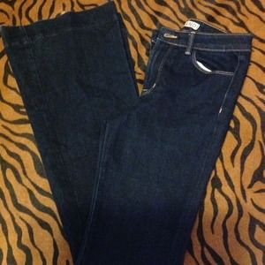 Sold 😍😍😍😍😍😍j bran the doll, size 27,