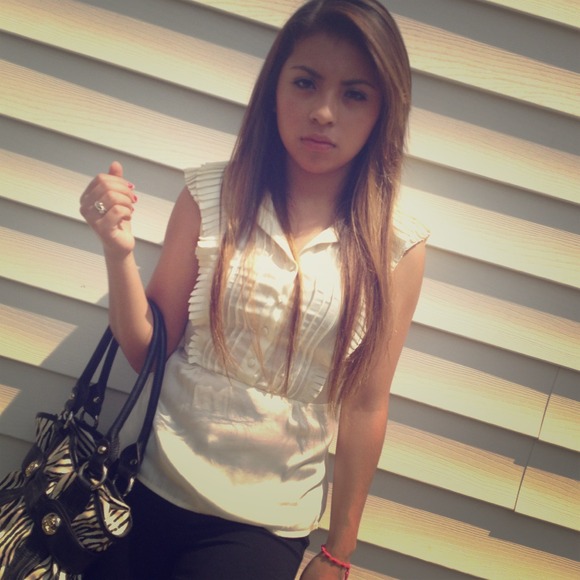 Classy beige top size: S