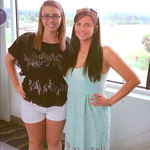 Meet the sellers!! 💕