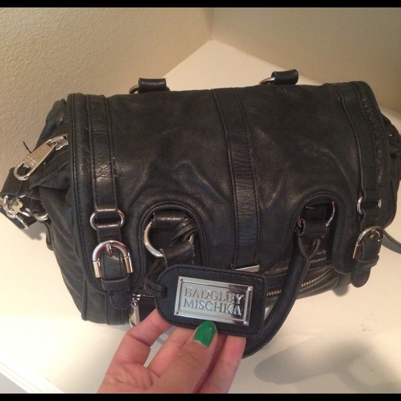 🚨🚨SOLD🚨🚨100% AUTHENTIC BADGLEY MISCHKA HANDBAG