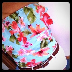 BUNDLE; floral strapless and striped tank 🌷🎀