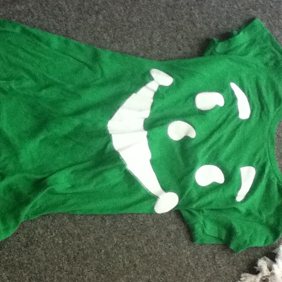 Green cool aid shirt.