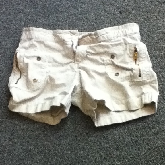 Ten colored short shorts.