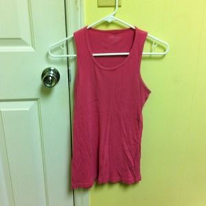 Pink tank top