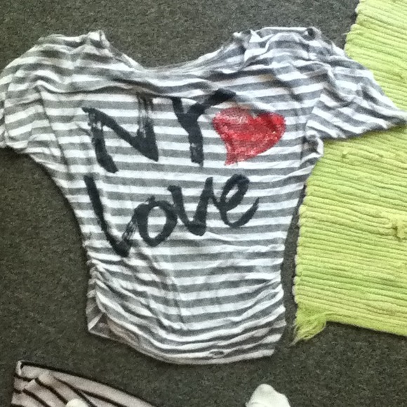 NY love T-shirt.