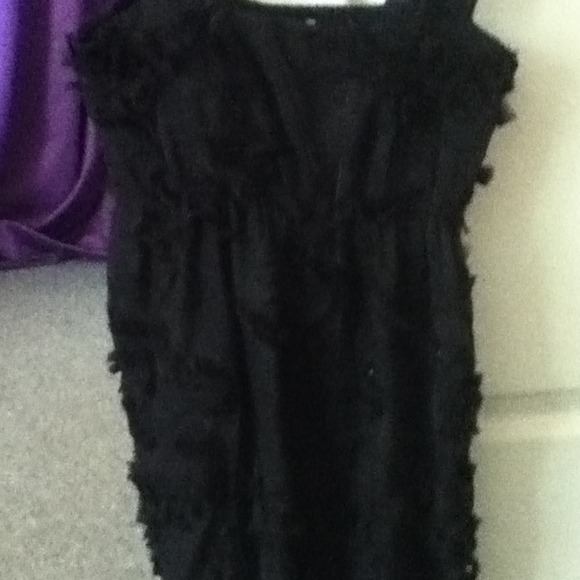 Black flower short dress.