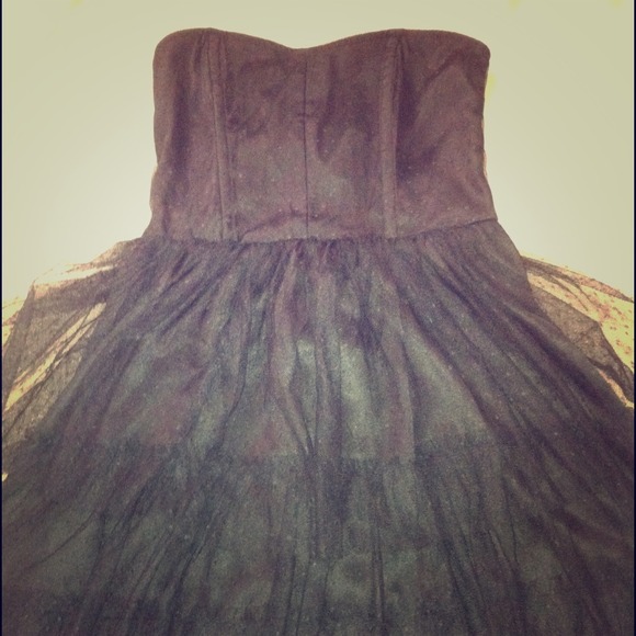Black strapless party dress with tulle