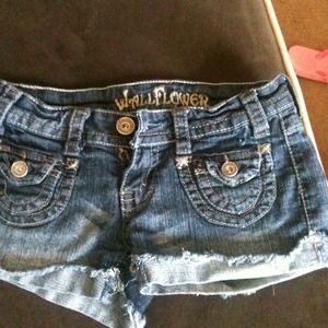 Size o shorts
