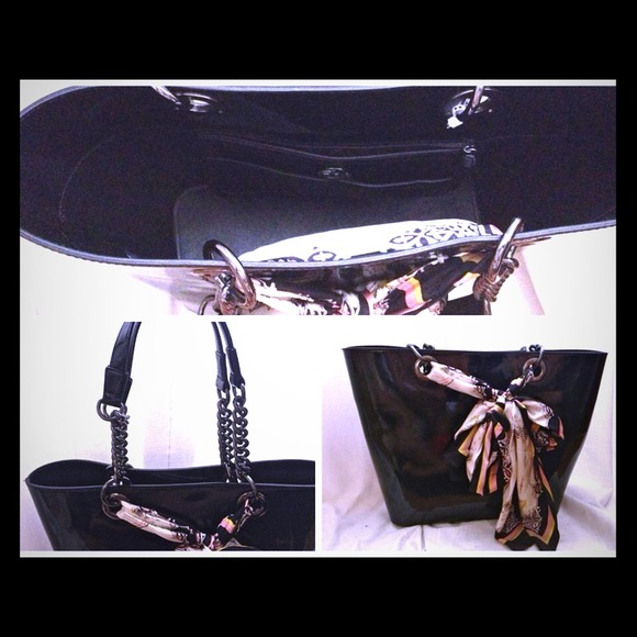 DKNY purse - Picture 1 of 1