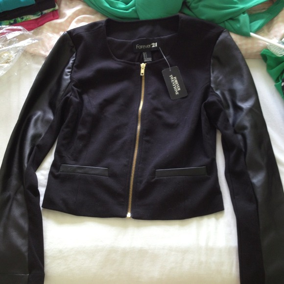 Faux leather sleeve jacket