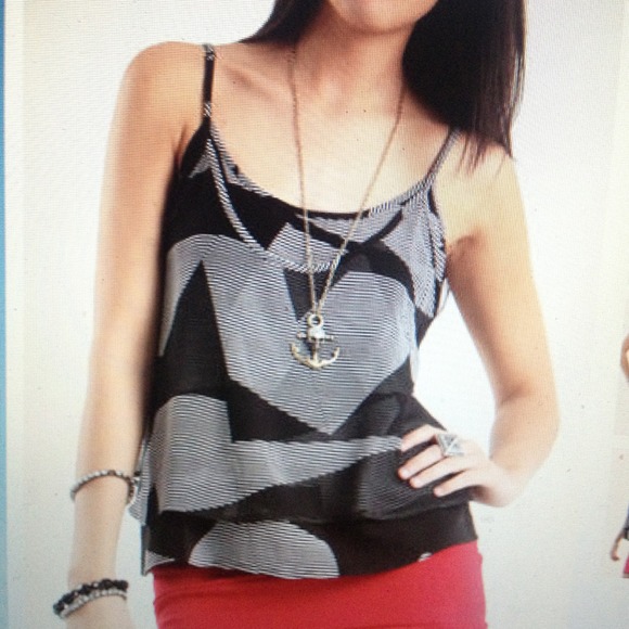 Volcom black and gray cami tank top