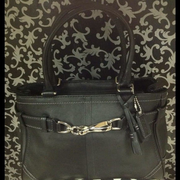 ❗❗SOLD❗❗Black leather Coach