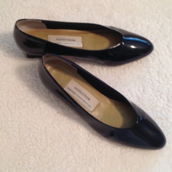 Nordstrom's Shoes - NORDSTROM'S Black Patent Leather Pumps