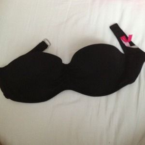 Black strapless push-up bathing suit!