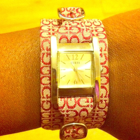 Guess Watch