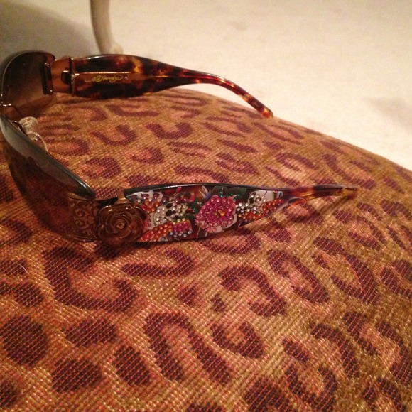 Ed hardy sunglasses!!