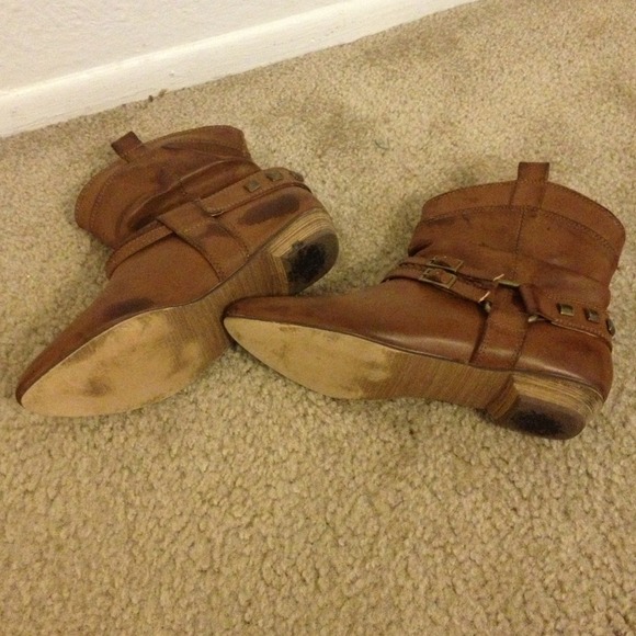 Forever 21 Brown Cowboy Ankle Boots - Picture 2 of 3