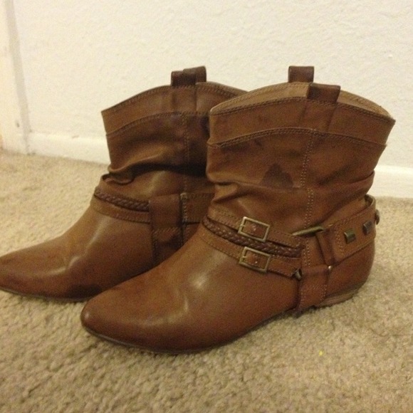 Forever 21 Brown Cowboy Ankle Boots - Picture 3 of 3