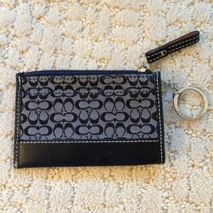 **ON HOLD** Authentic Coach Card Wallet