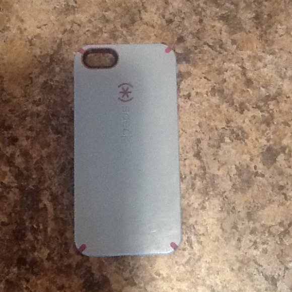 Authentic iPhone 5 speck case