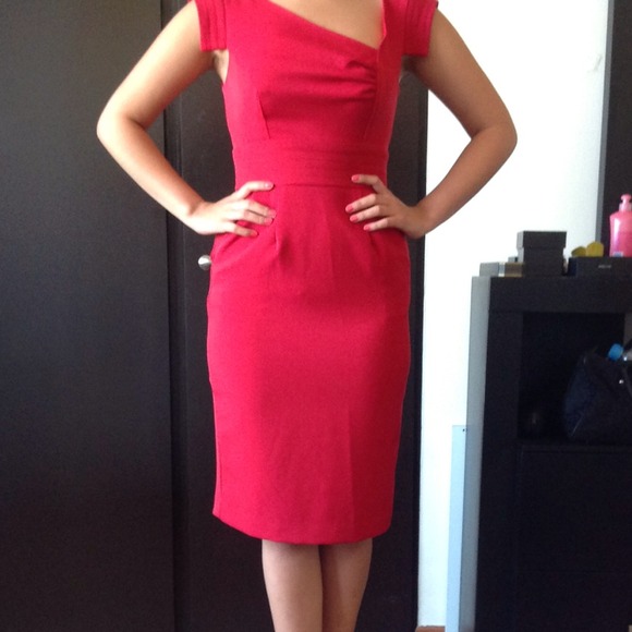 Single dress red dress never worn!