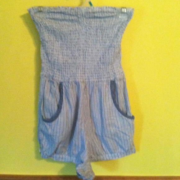 Blue and white strapless romper - Picture 1 of 2