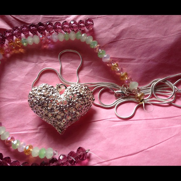 💜sold @saram1014 & @jdelwood 💜🌟Puffy Silver
