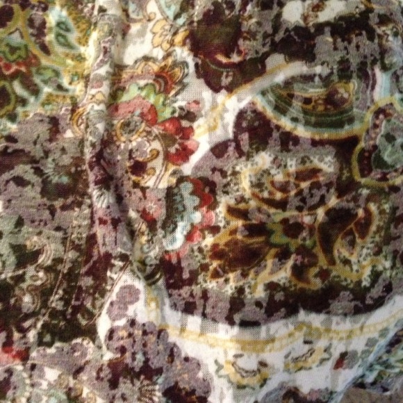 Summer dress ✂️PRICE CUT✂️ - Picture 3 of 4