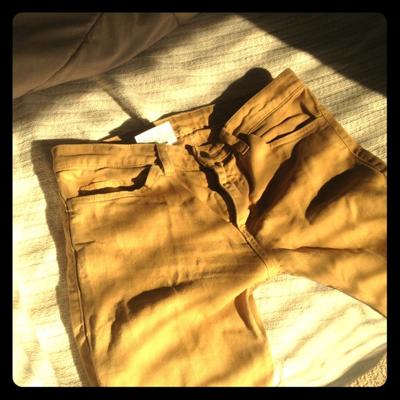 Gold American Apparel matchstick jeans 👍