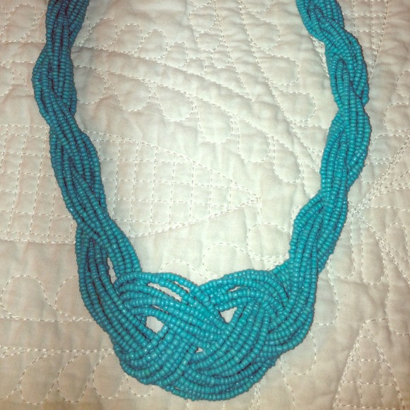 Turquoise beaded bib necklace