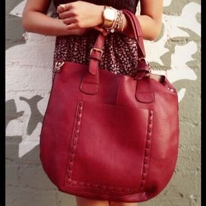 Burgundy Bag with a messenger Bag