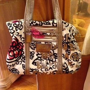Coach POPPY Floral Graffiti Glam Tote