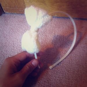 White bow headband 🎀💎