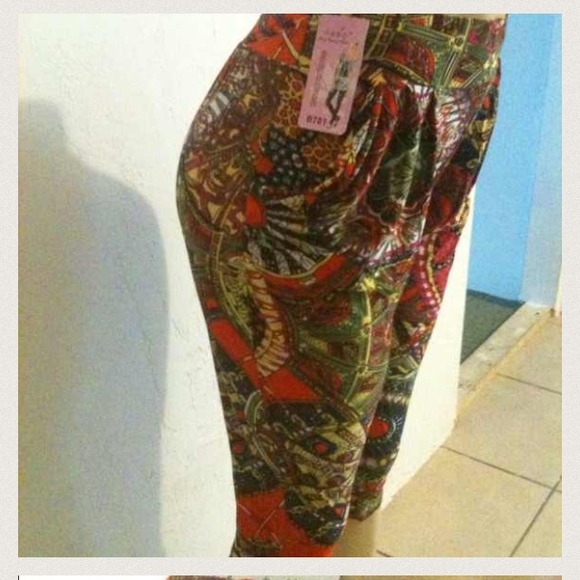 HAREM pants (different prints) 3 available - Picture 3 of 4