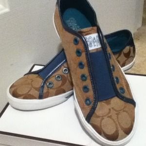 ****Reserved*****Coach lace less tennis