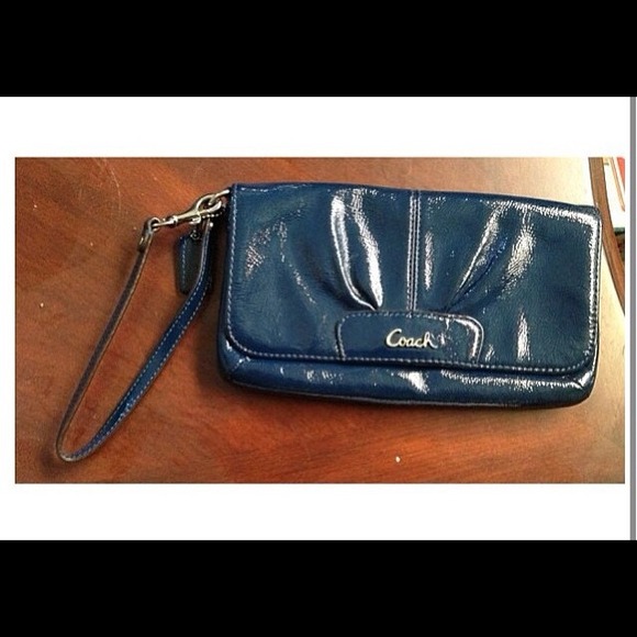 Coach ***loooking to buy***