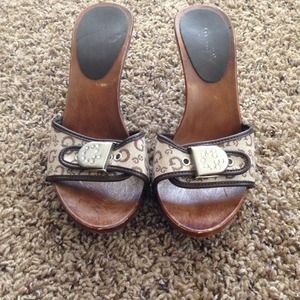 🚫Sold🚫Guess Heels