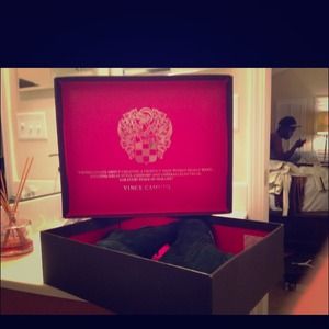 Vince camuto studded green suede heels "9"M