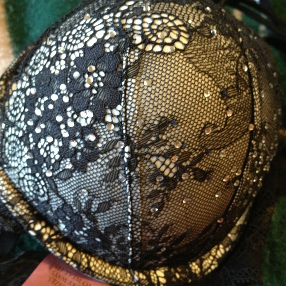 💌SOLD ON PP💌VS plunge push-up bra - Picture 3 of 3